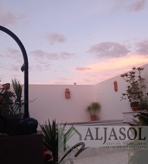 For sale of house in Castilleja de la Cuesta