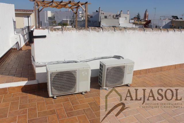 For sale of house in Castilleja de la Cuesta