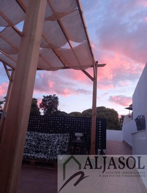 For sale of house in Castilleja de la Cuesta