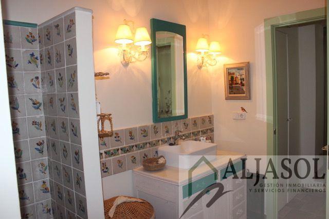 For sale of house in Castilleja de la Cuesta