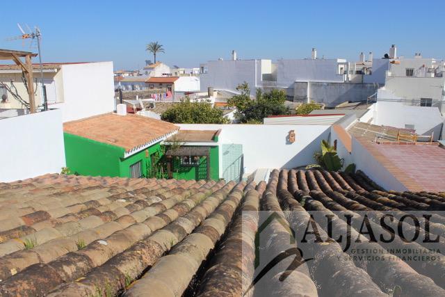 For sale of house in Castilleja de la Cuesta