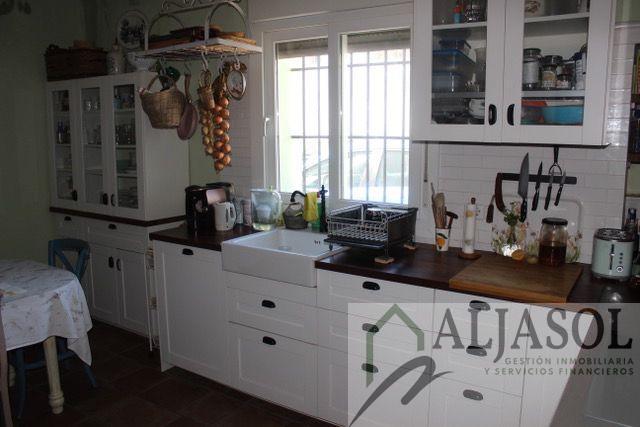 For sale of house in Castilleja de la Cuesta