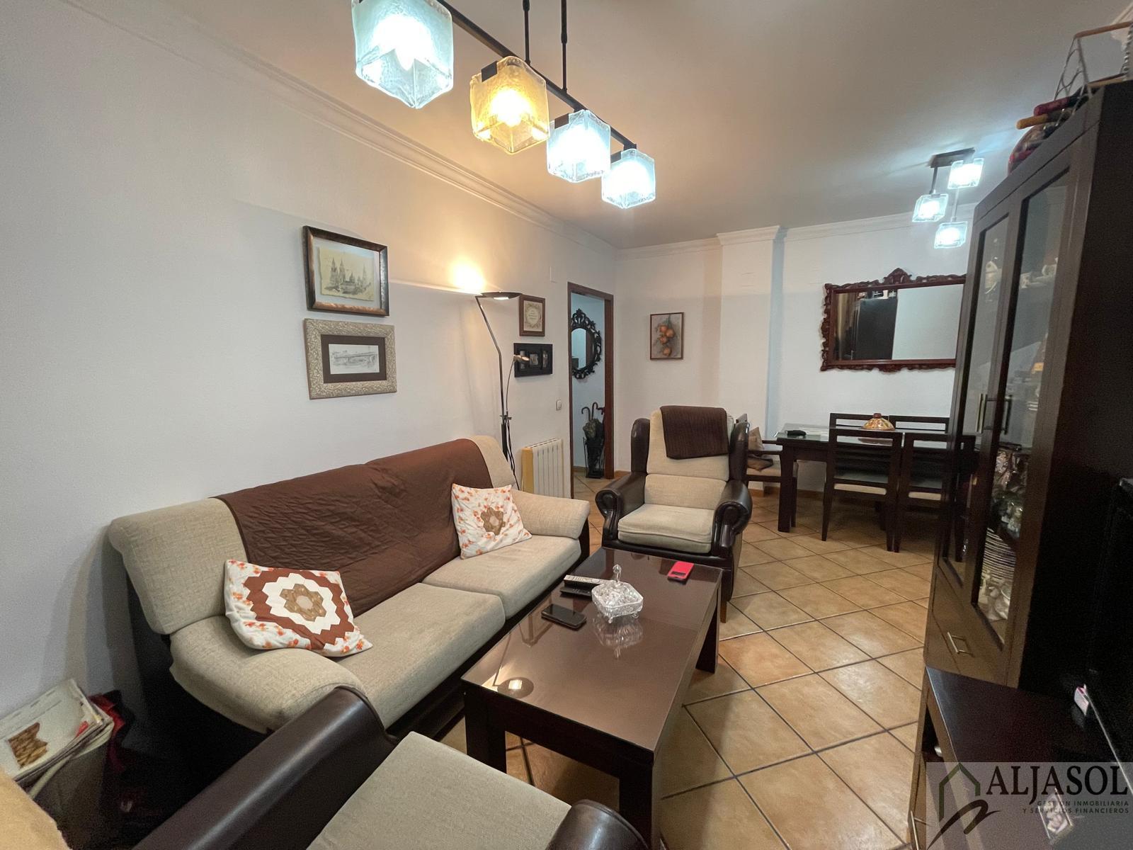 For sale of flat in Camas