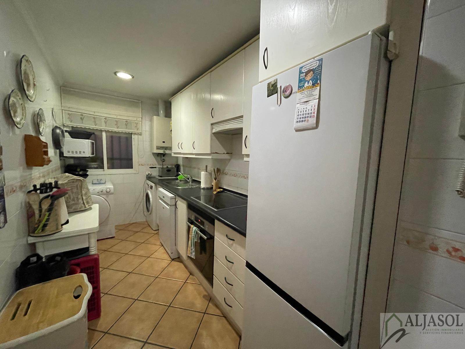 For sale of flat in Camas