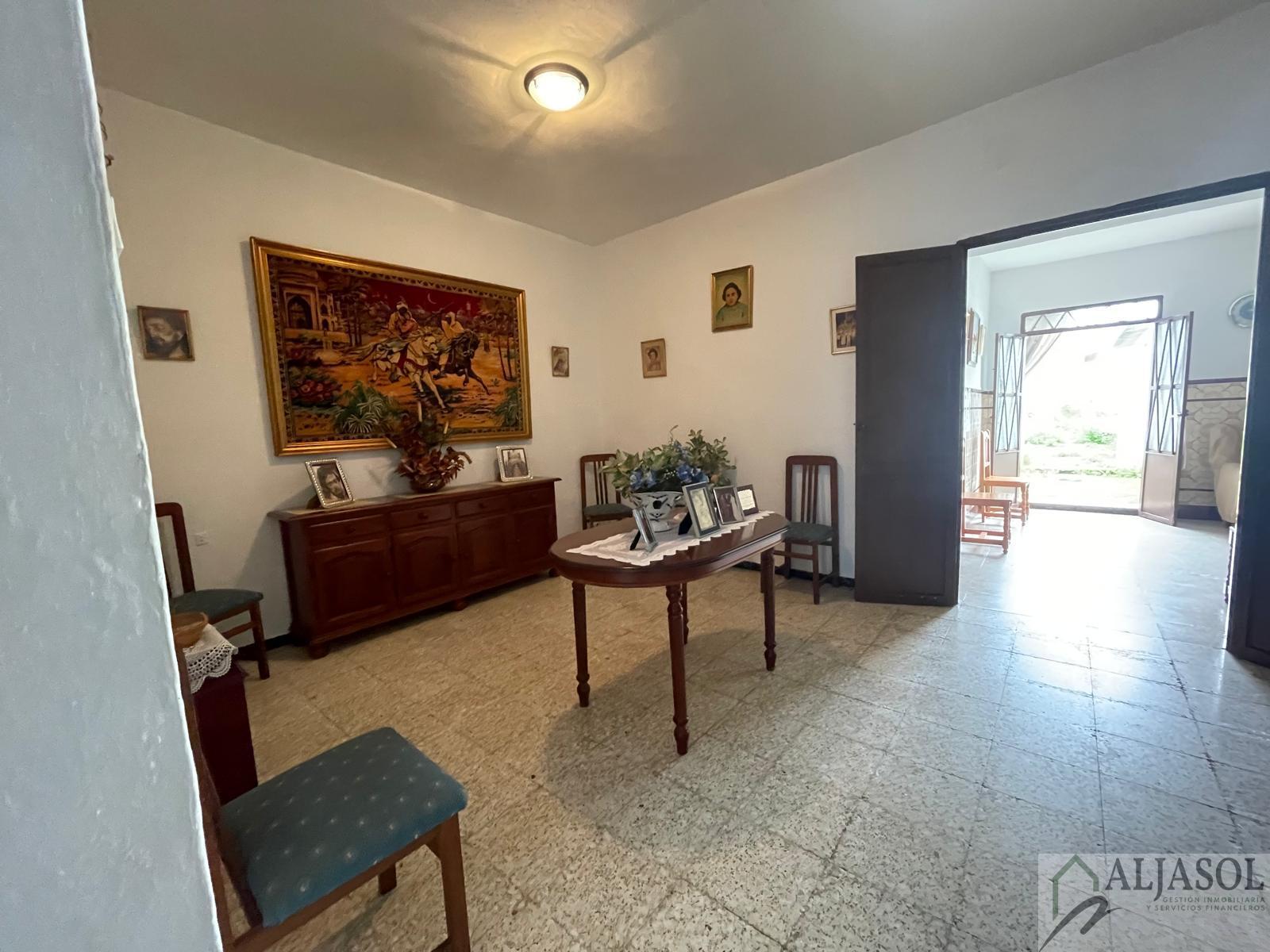 For sale of house in Albaida del Aljarafe