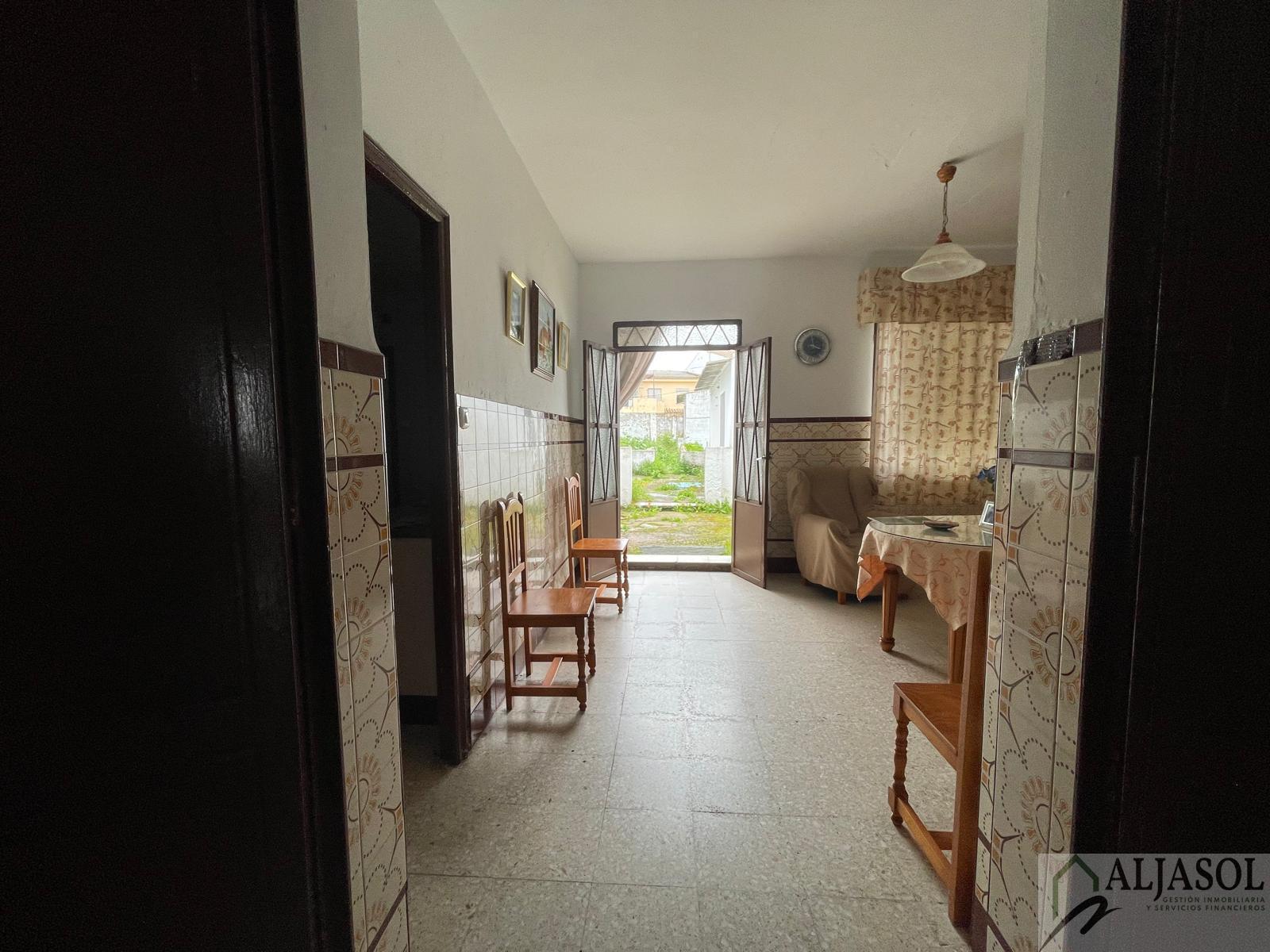 For sale of house in Albaida del Aljarafe