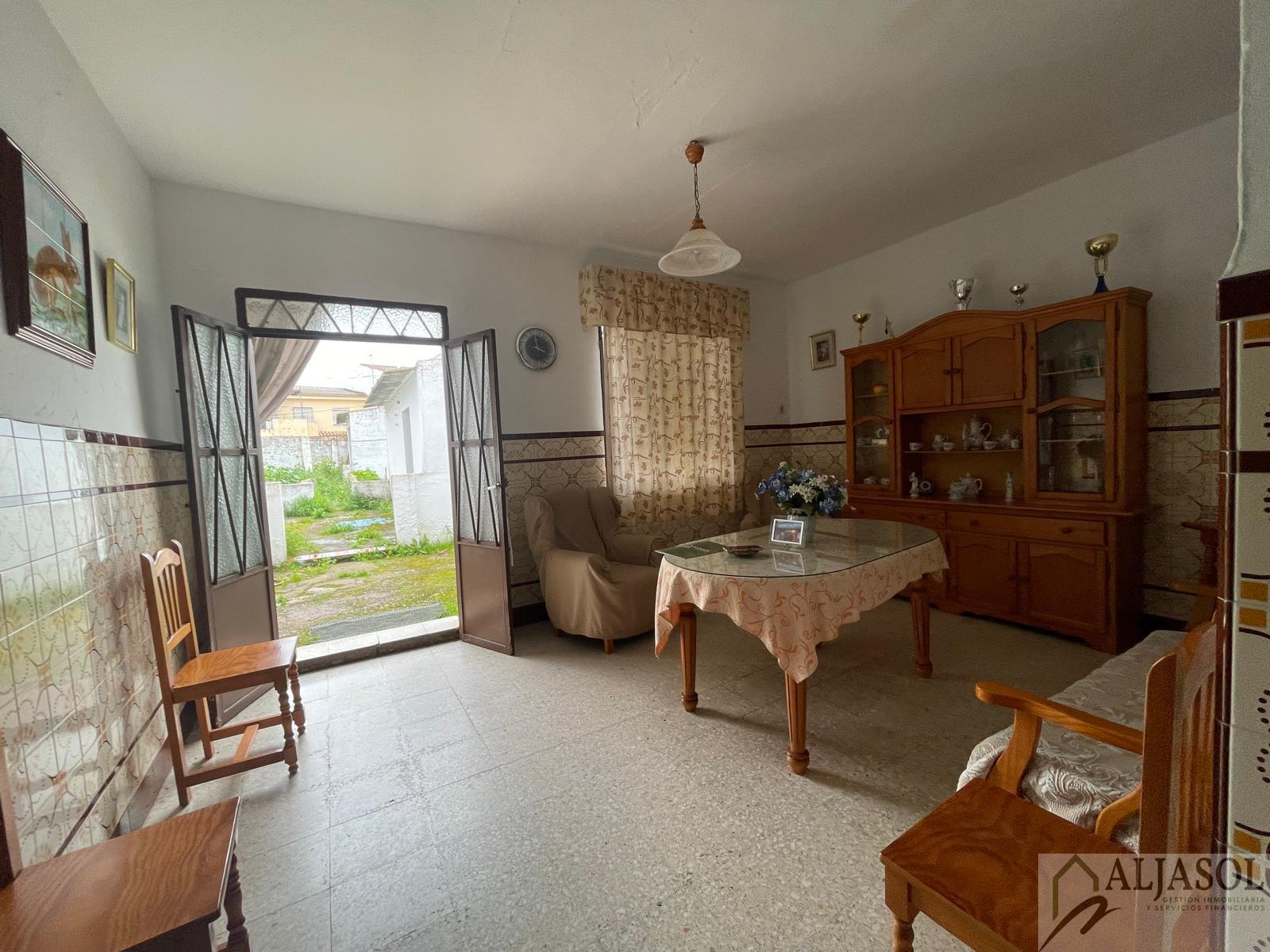For sale of house in Albaida del Aljarafe