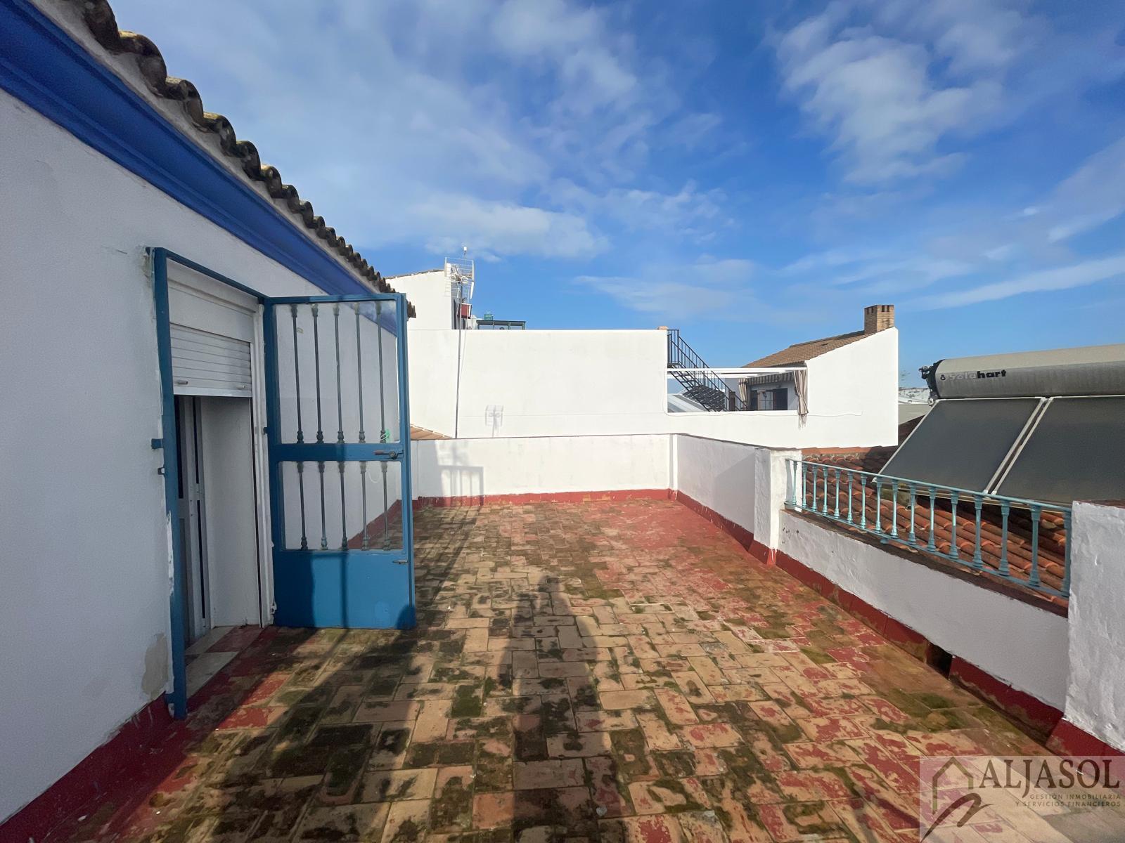 For sale of house in Albaida del Aljarafe