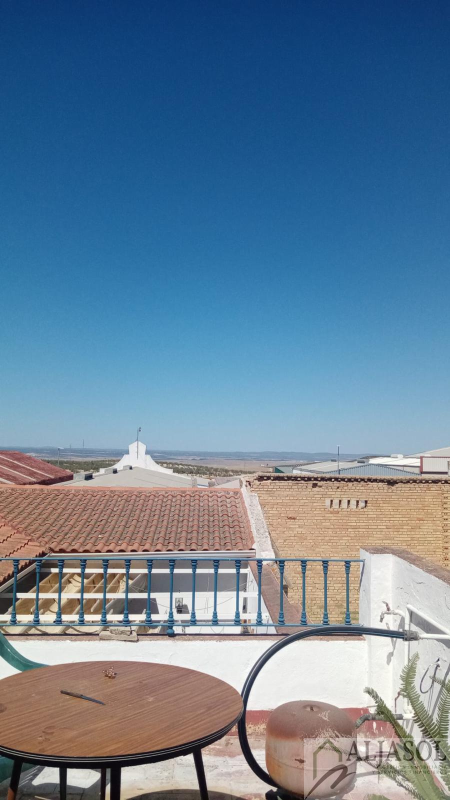 For sale of house in Albaida del Aljarafe