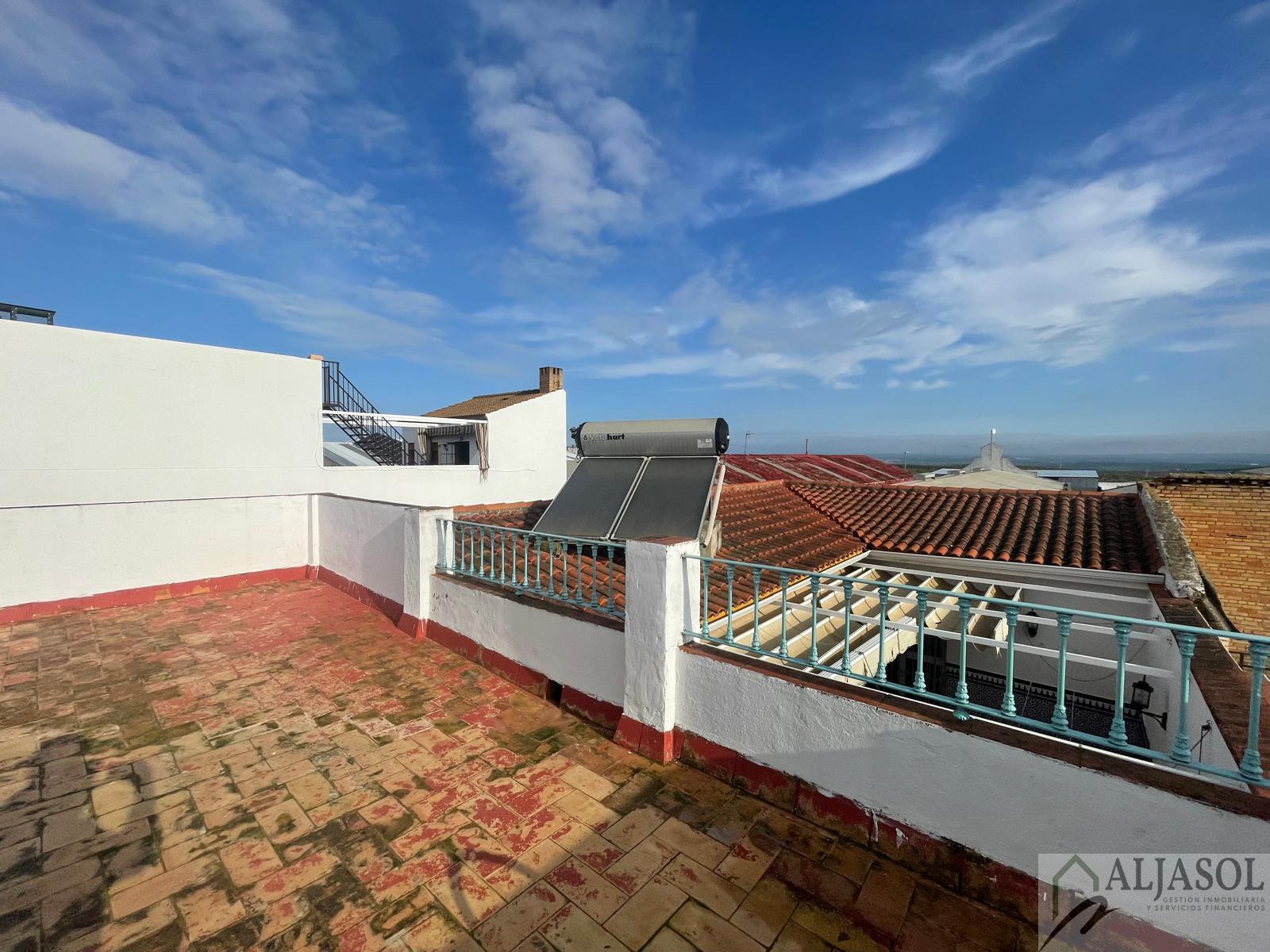 For sale of house in Albaida del Aljarafe