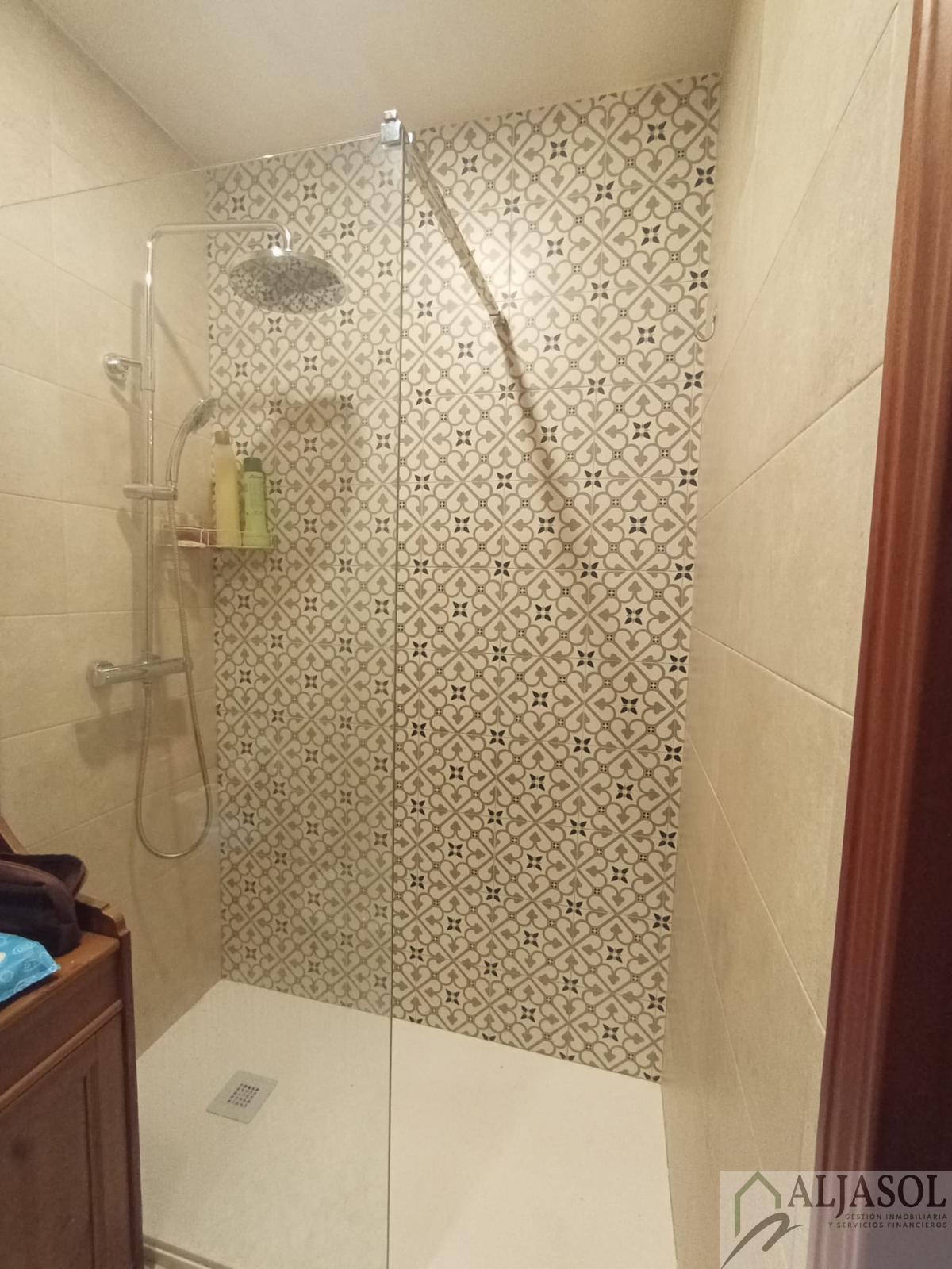 For sale of house in Albaida del Aljarafe