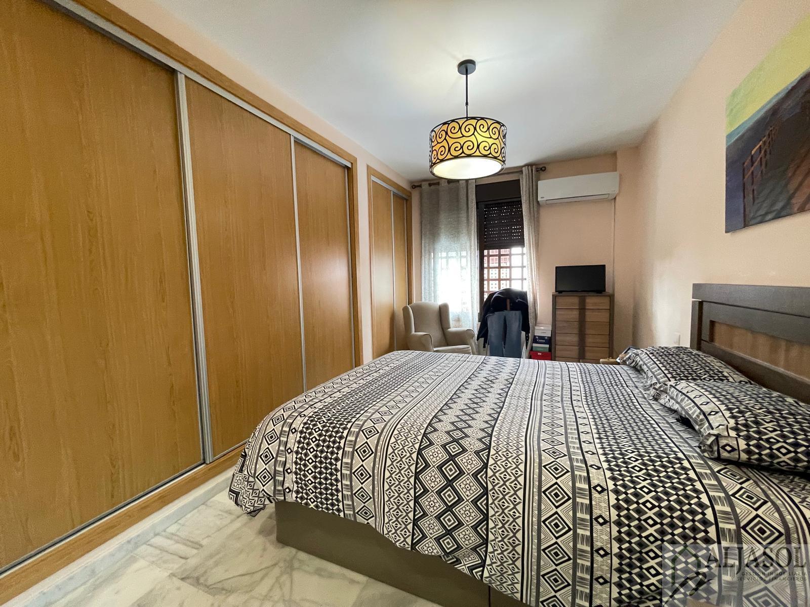 For sale of house in Espartinas