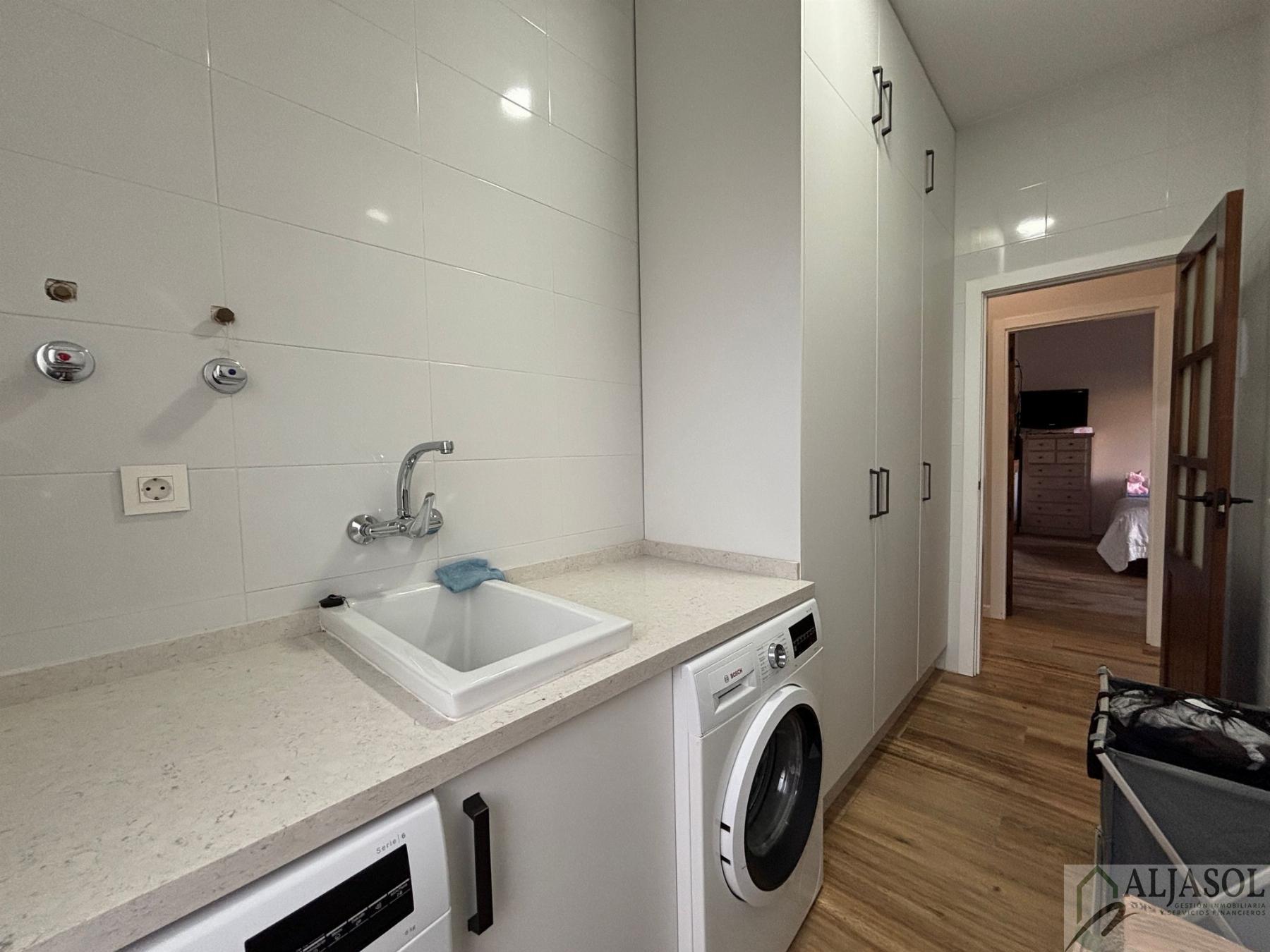 Venta de chalet en Bollullos de la Mitación