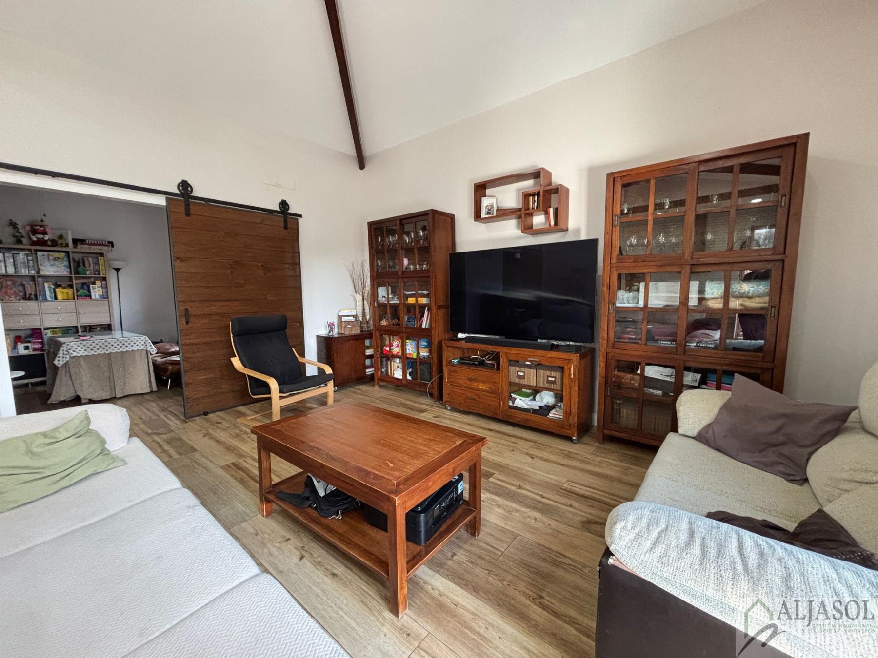 Venta de chalet en Bollullos de la Mitación