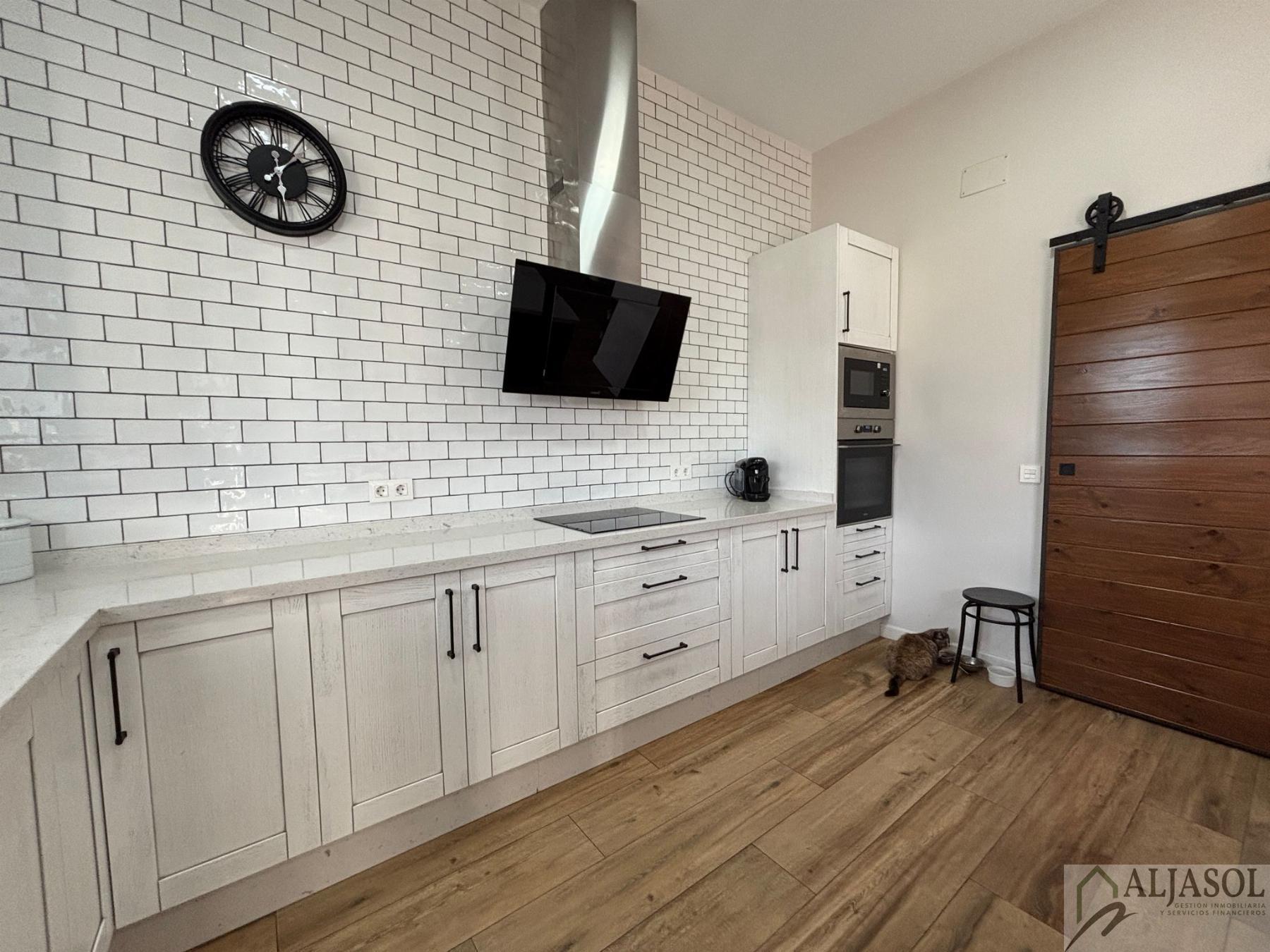 Venta de chalet en Bollullos de la Mitación