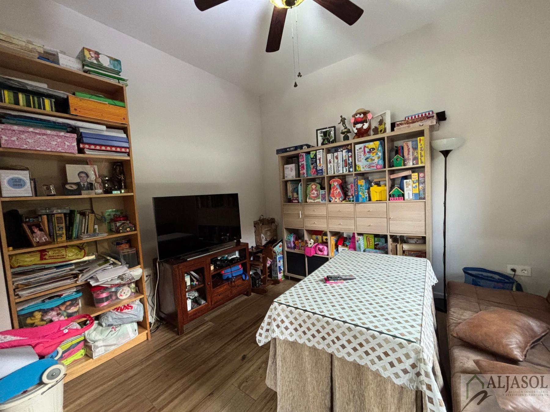 Venta de chalet en Bollullos de la Mitación