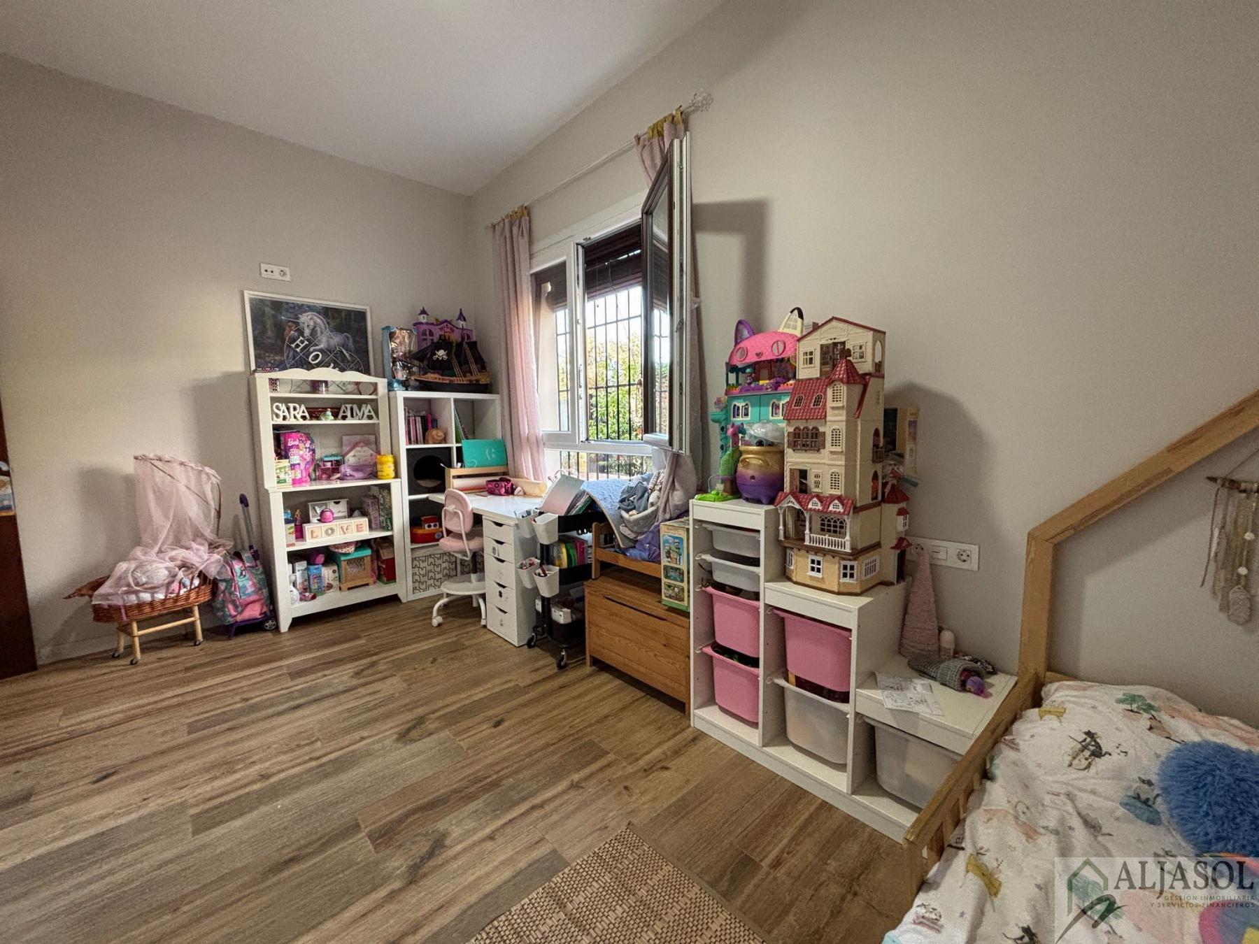 Venta de chalet en Bollullos de la Mitación