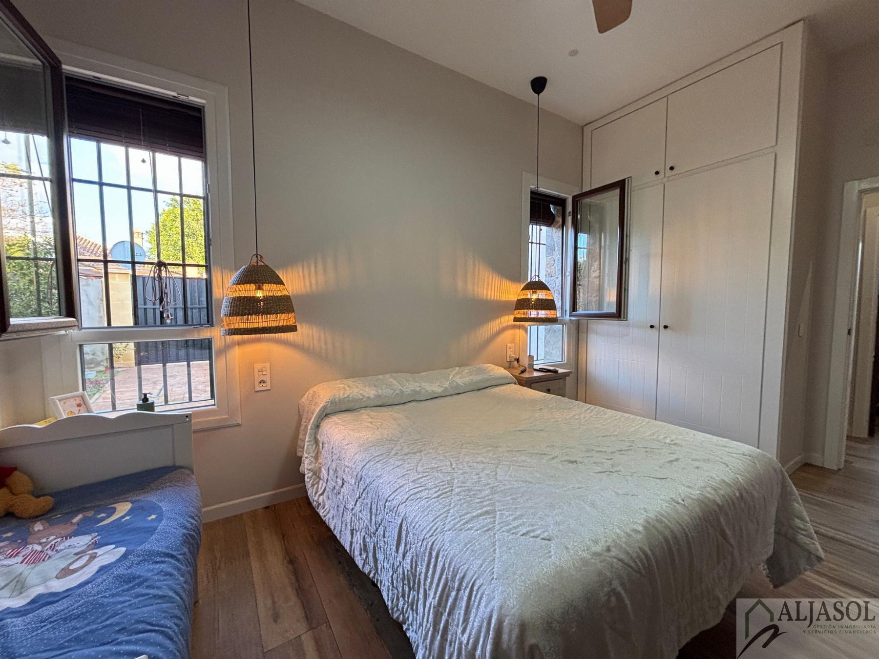 Venta de chalet en Bollullos de la Mitación