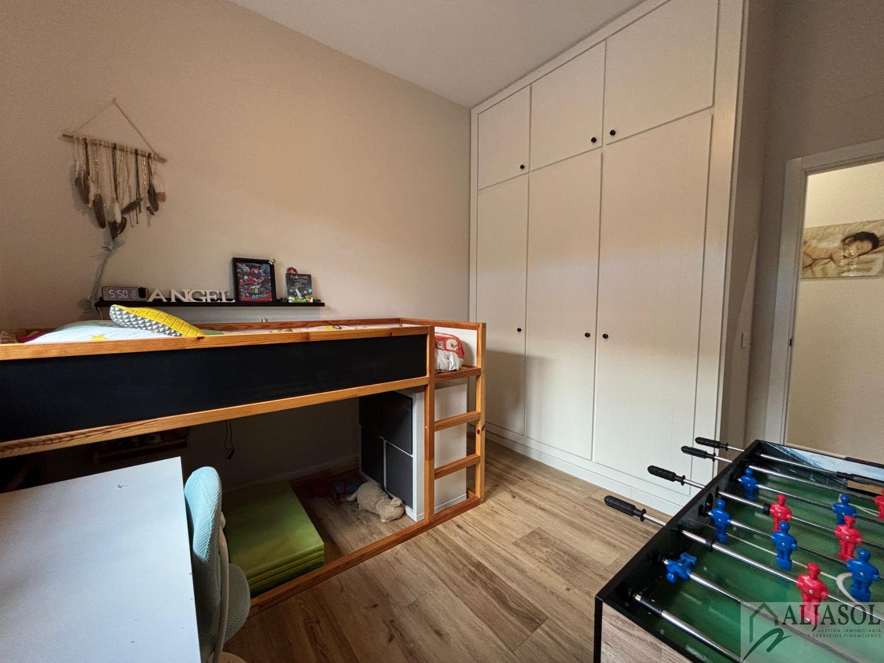 Venta de chalet en Bollullos de la Mitación