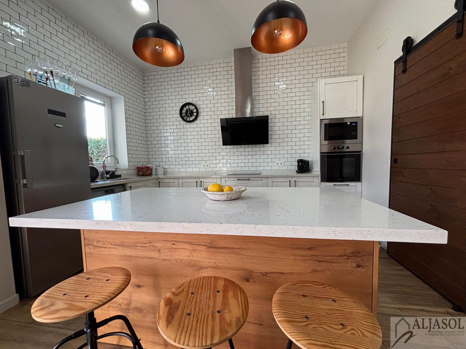 Venta de chalet en Bollullos de la Mitación