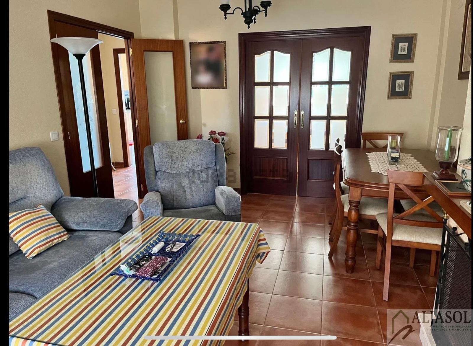 For sale of chalet in Espartinas