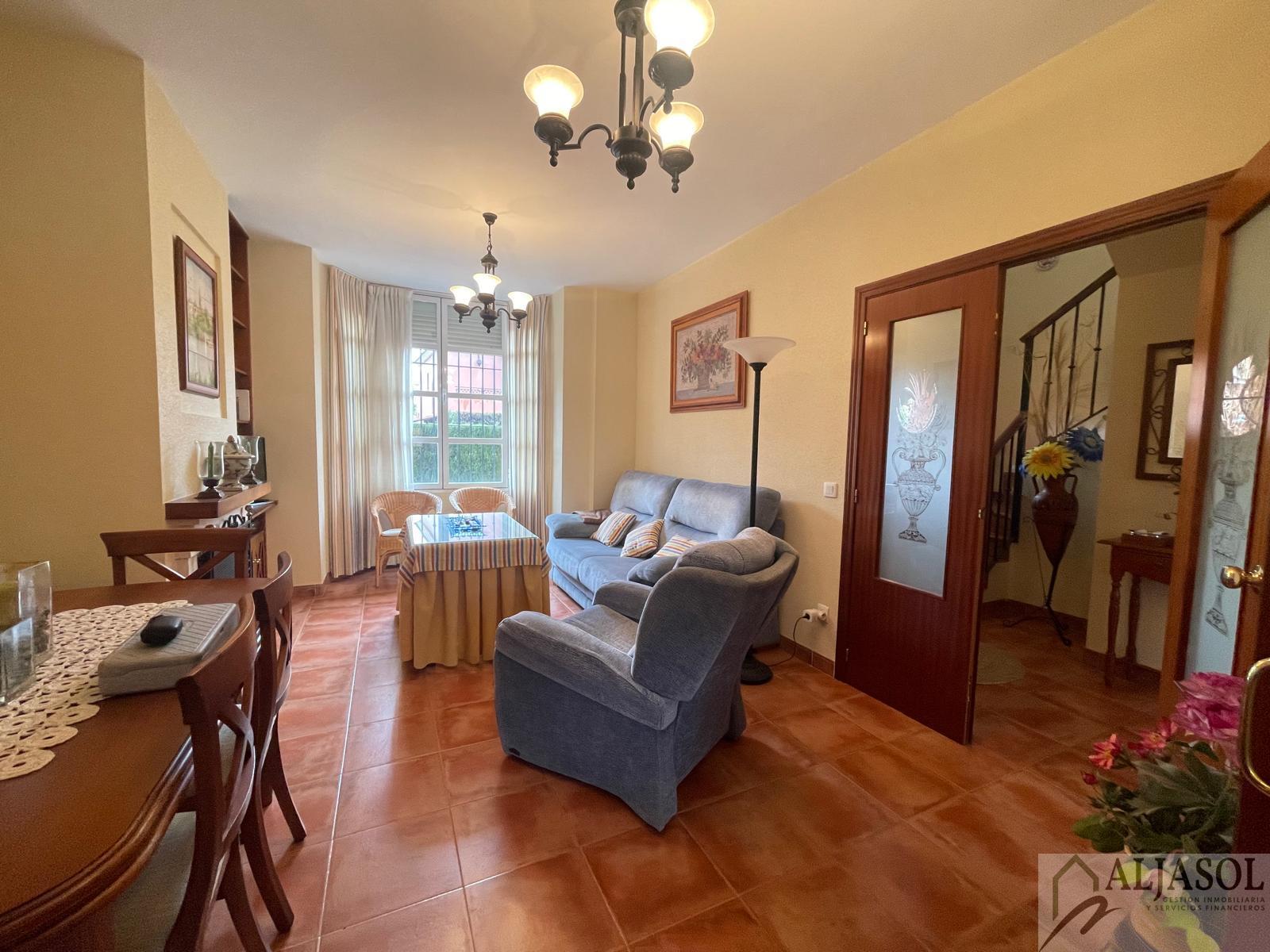 For sale of chalet in Espartinas