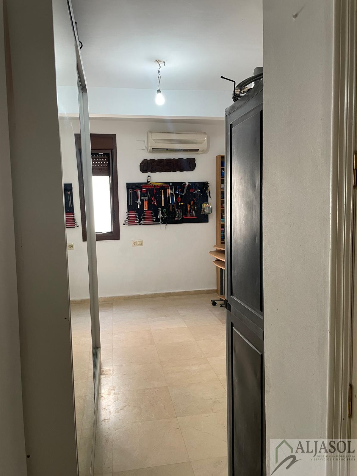 Venta de chalet en Bormujos