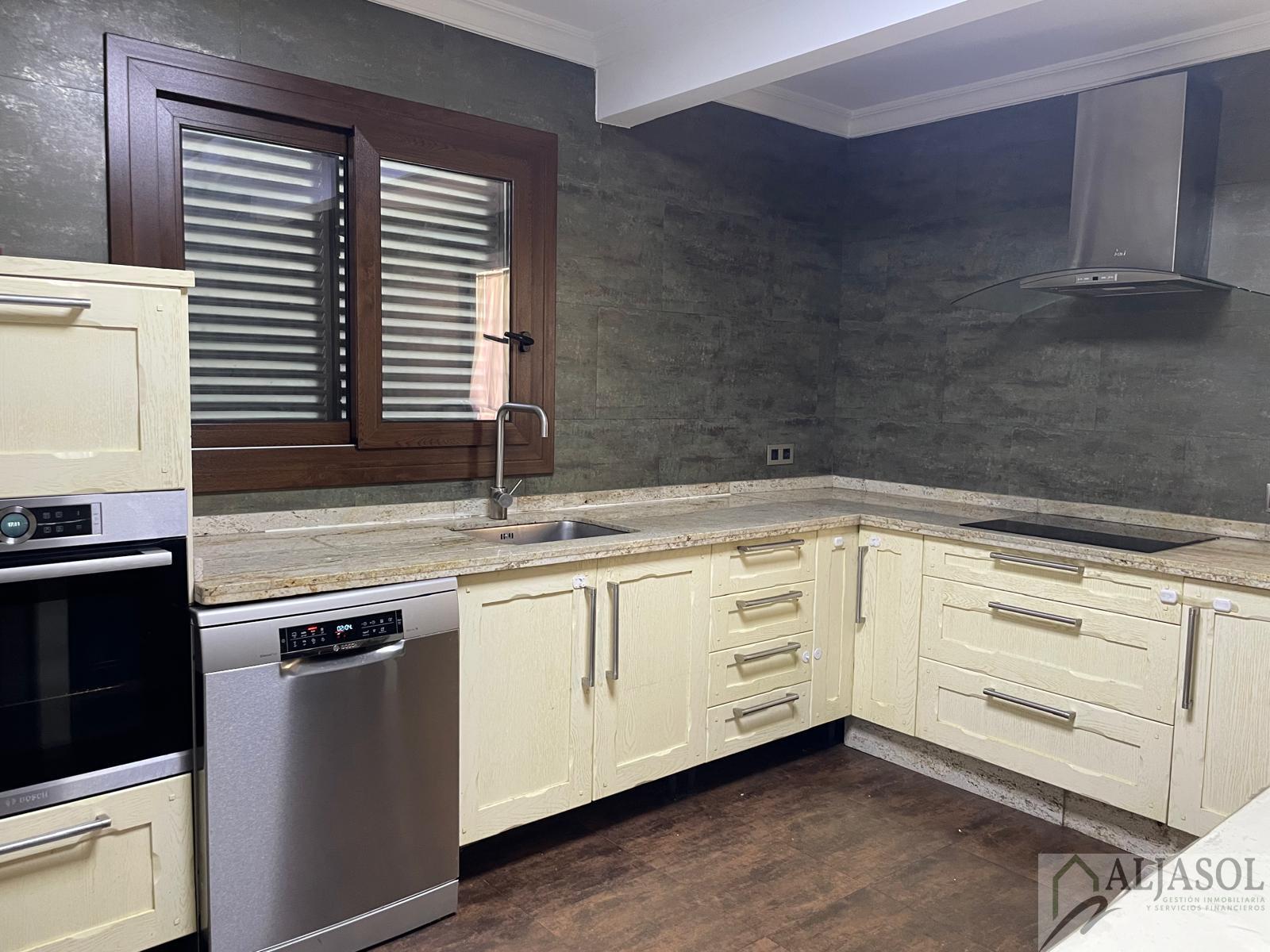 Venta de chalet en Bormujos