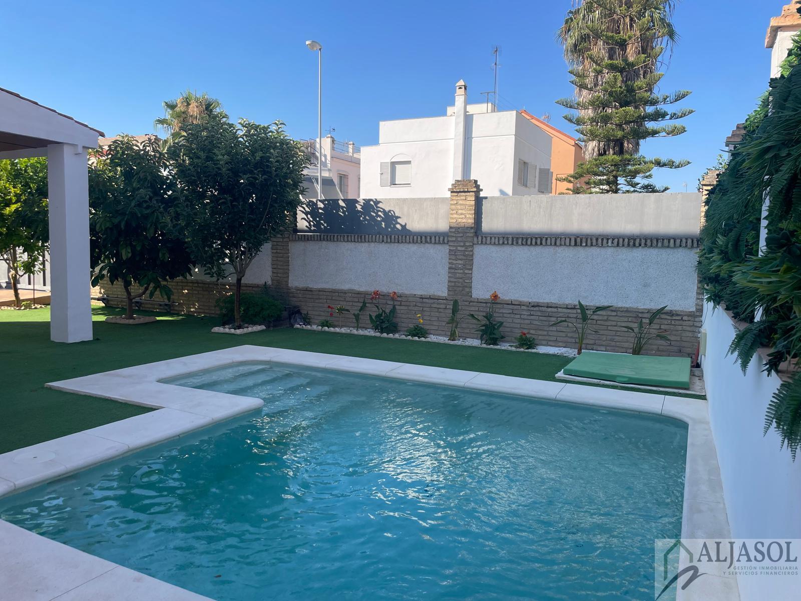 Venta de chalet en Bormujos