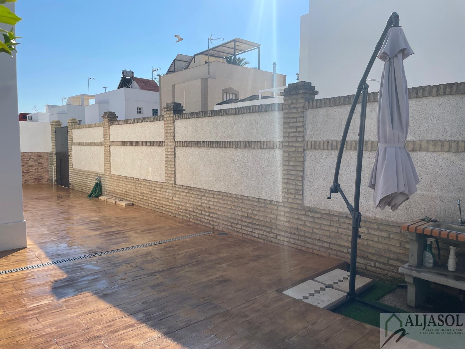 Venta de chalet en Bormujos