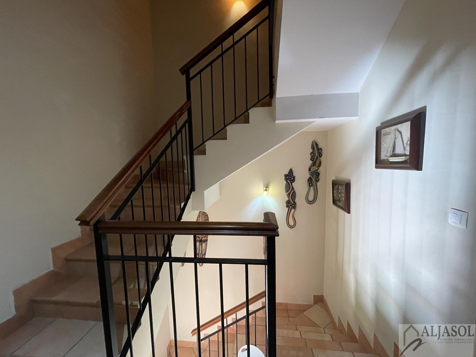 For sale of house in Espartinas