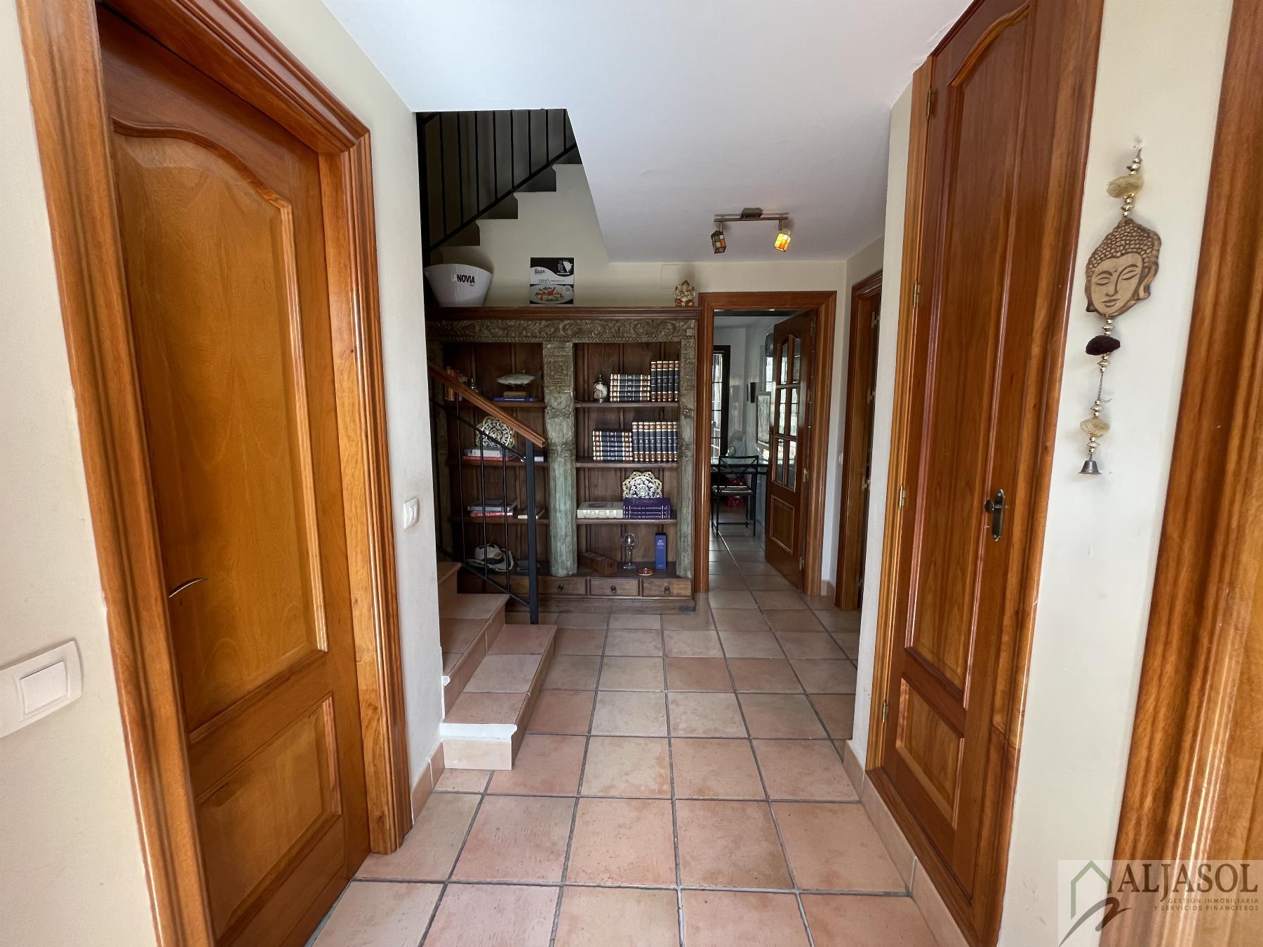For sale of house in Espartinas