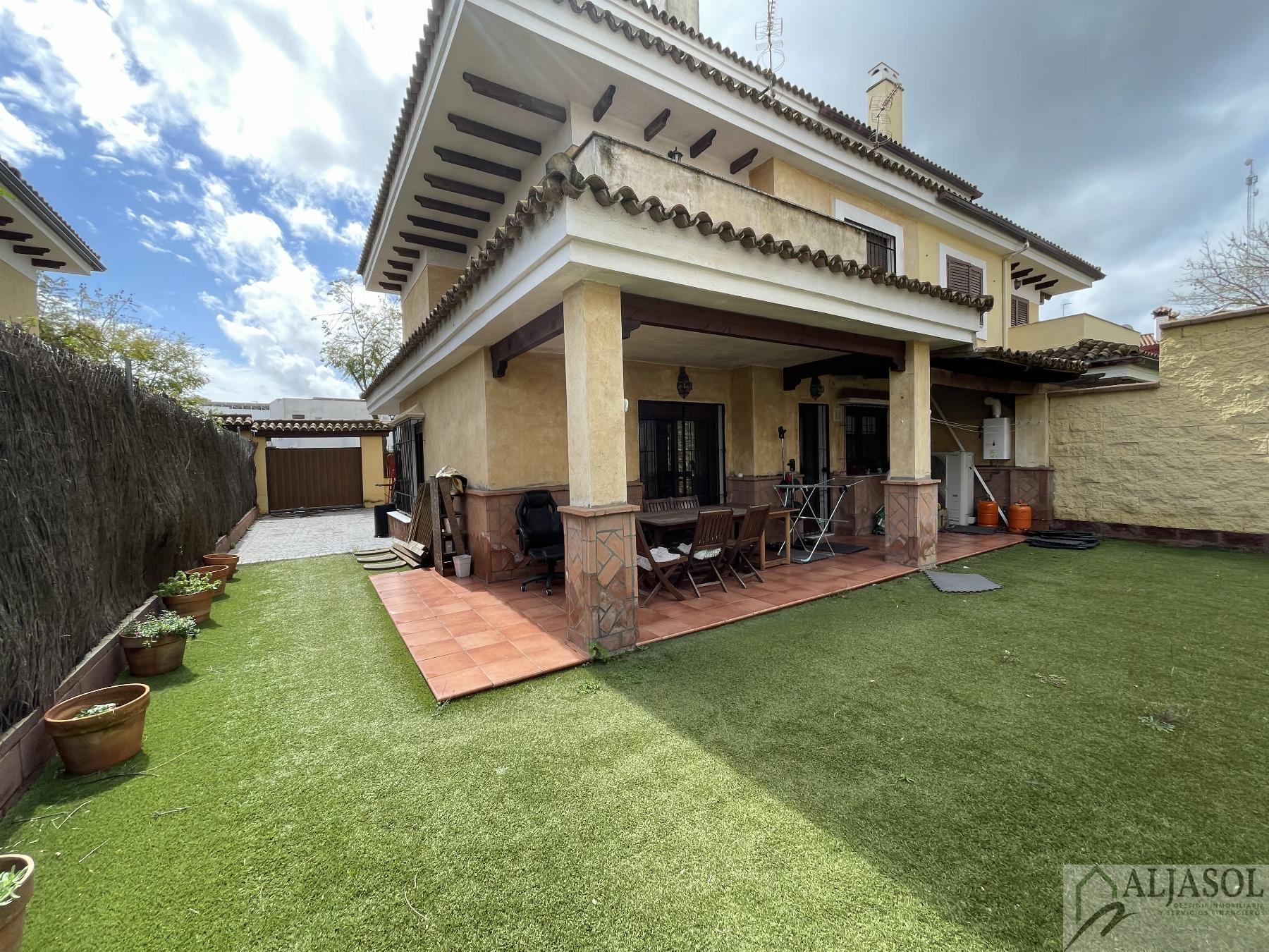 For sale of house in Espartinas