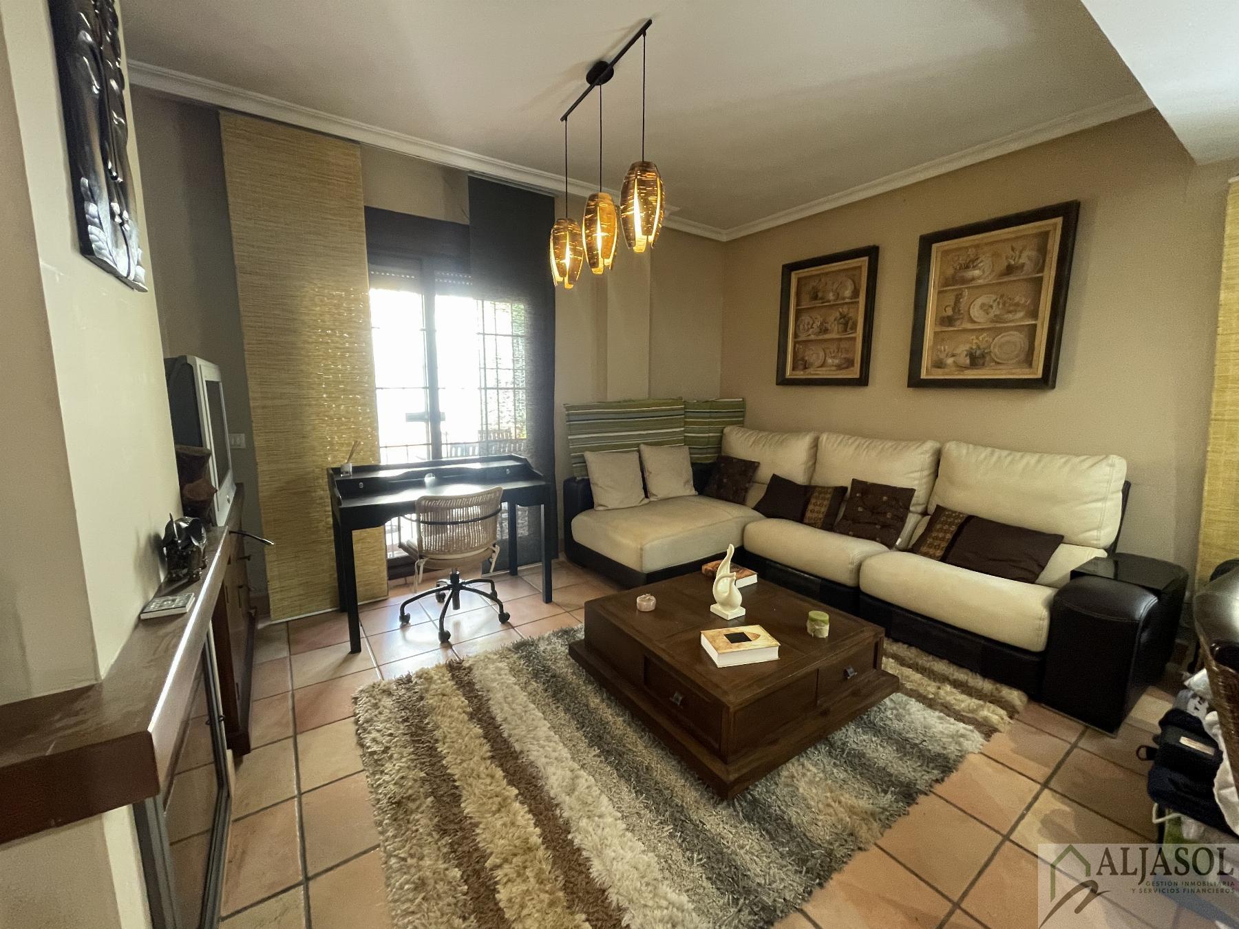 For sale of house in Espartinas