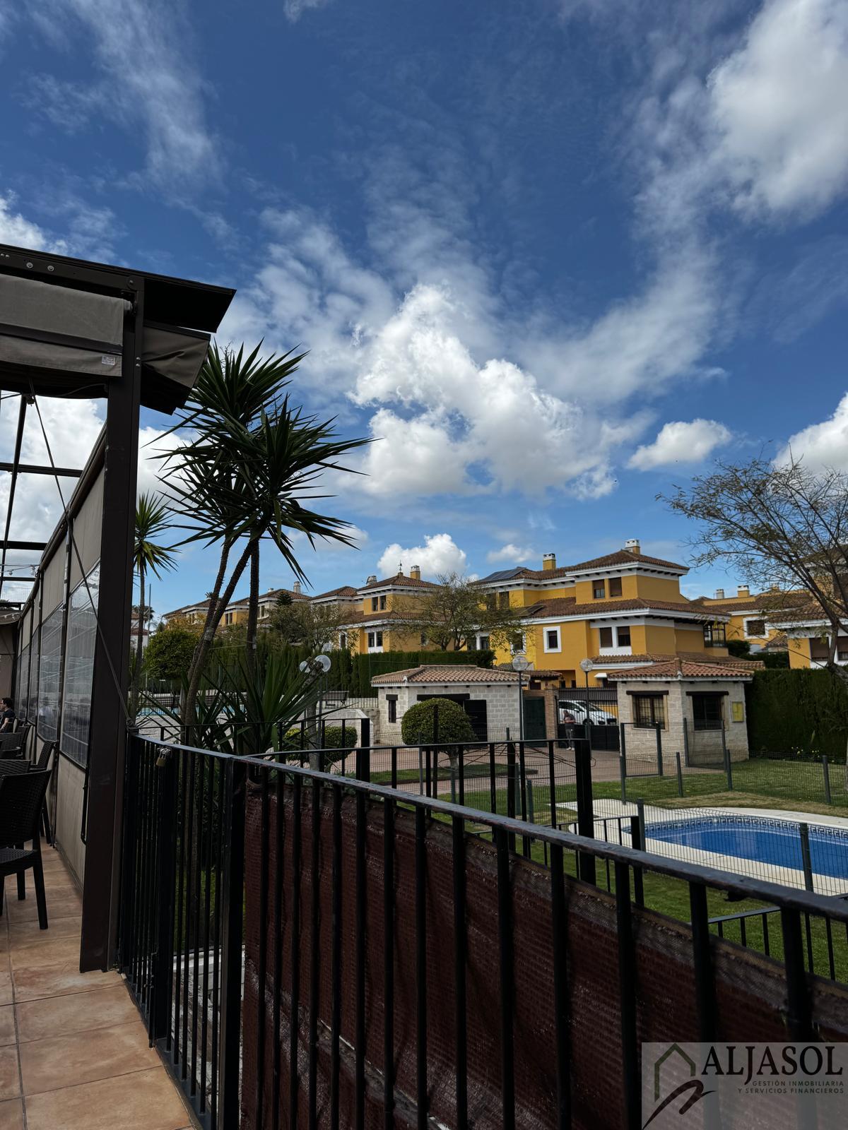 For sale of house in Espartinas