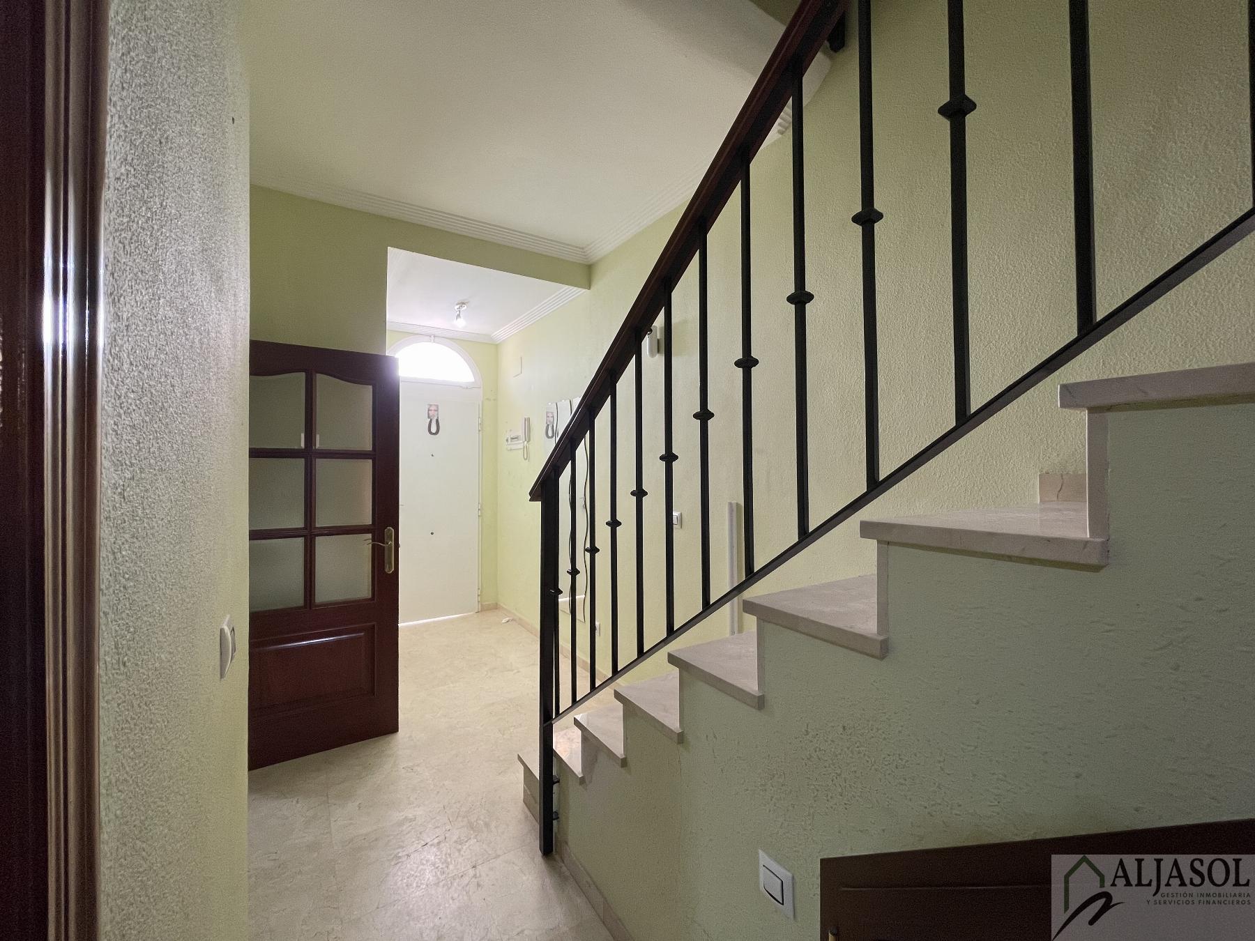 For sale of house in Huévar del Aljarafe