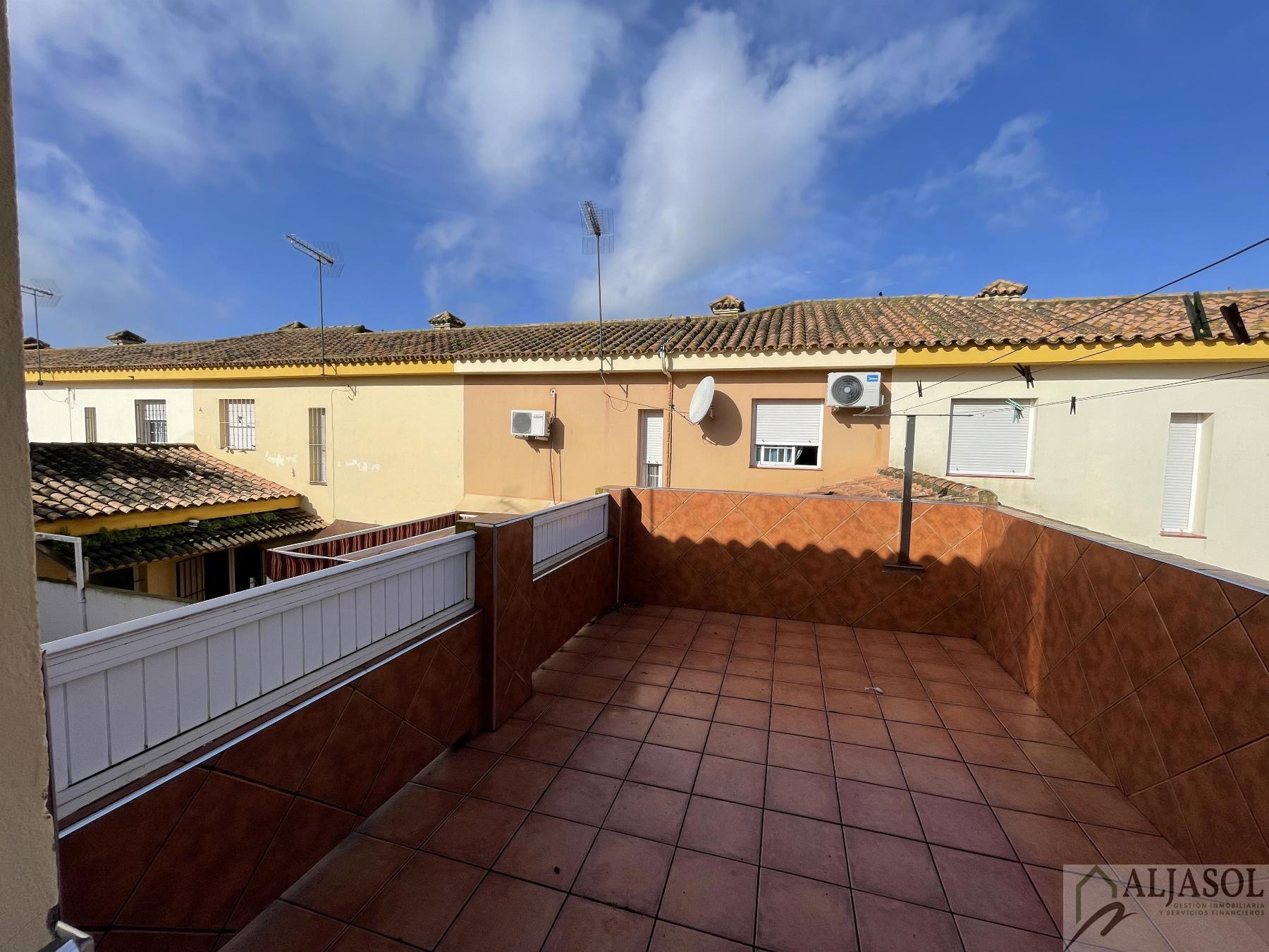 For sale of house in Huévar del Aljarafe