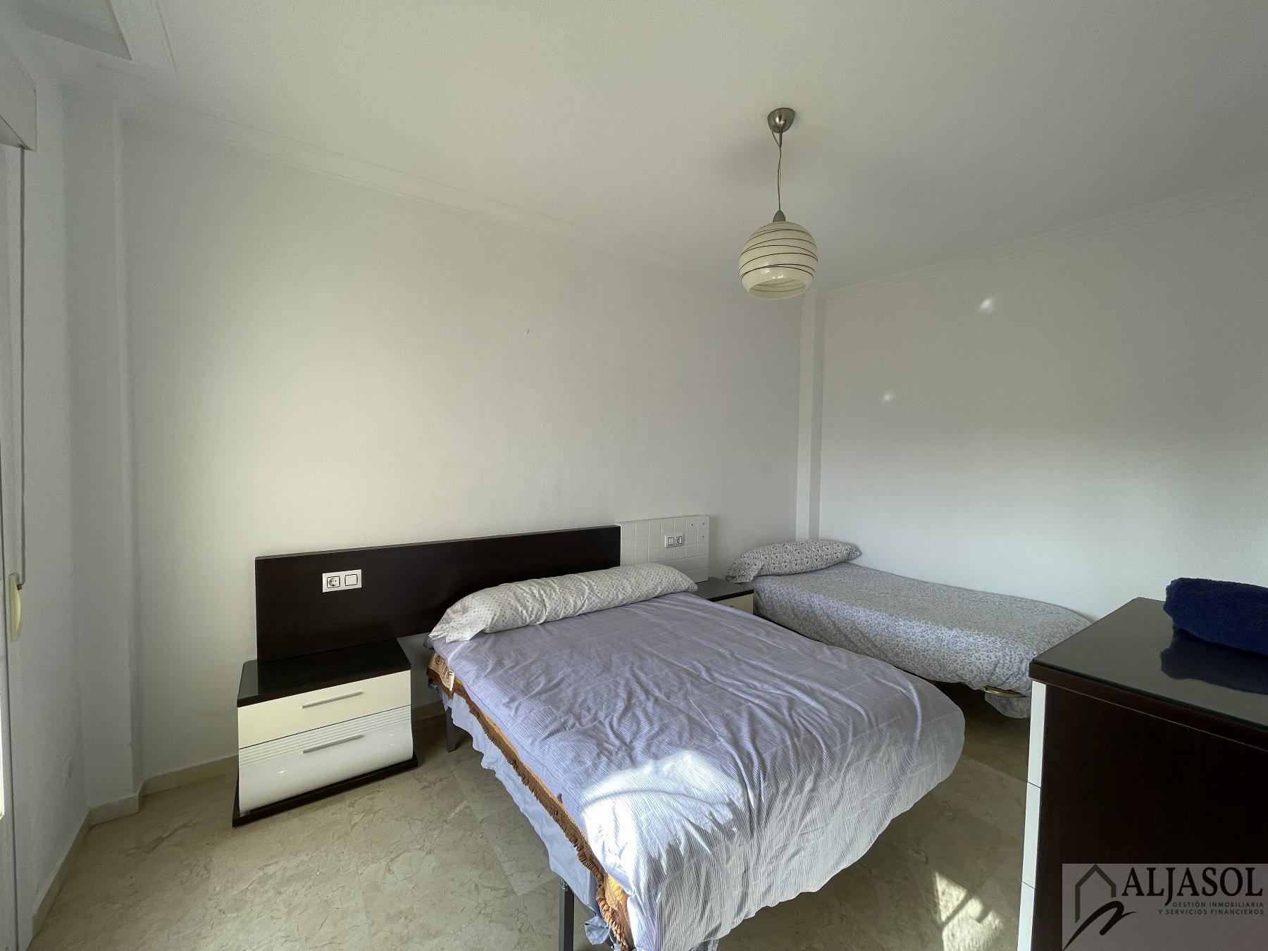 For sale of house in Huévar del Aljarafe