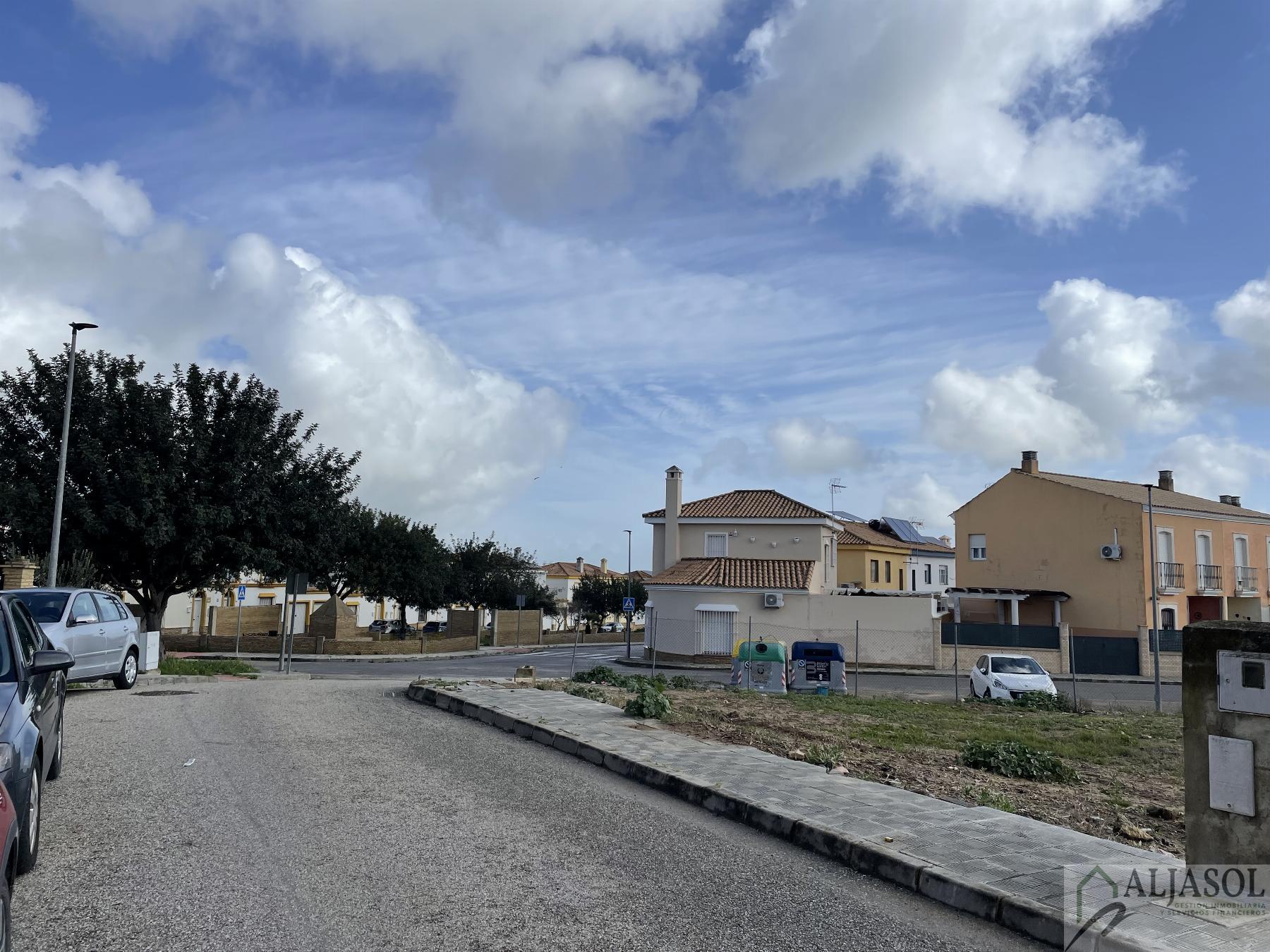 For sale of house in Huévar del Aljarafe