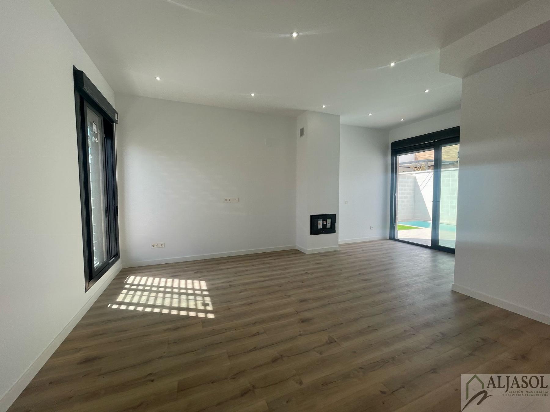 For sale of house in Espartinas
