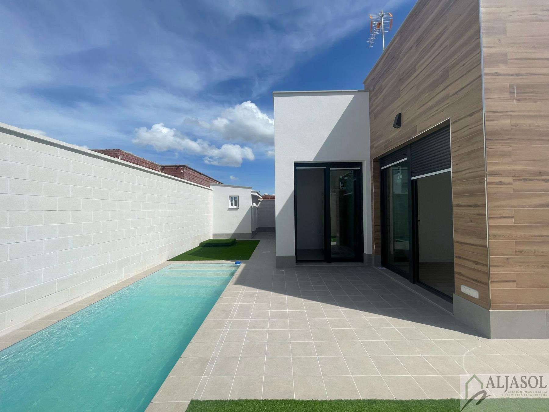 For sale of house in Espartinas