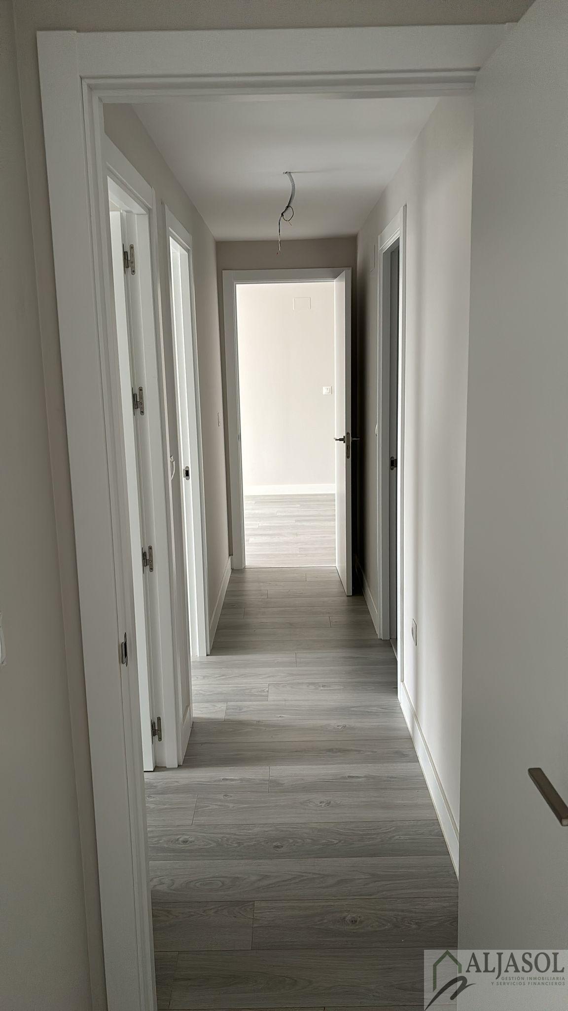 For sale of flat in San Juan de Aznalfarache