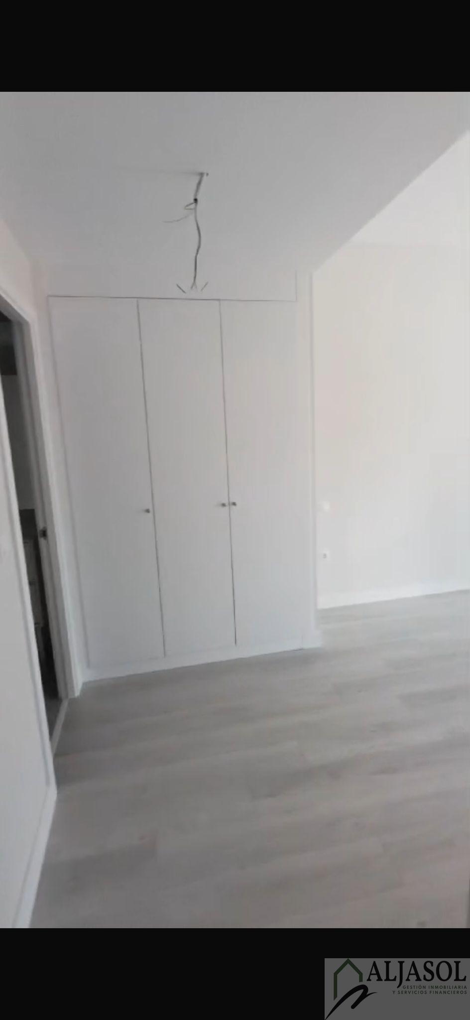 For sale of flat in San Juan de Aznalfarache