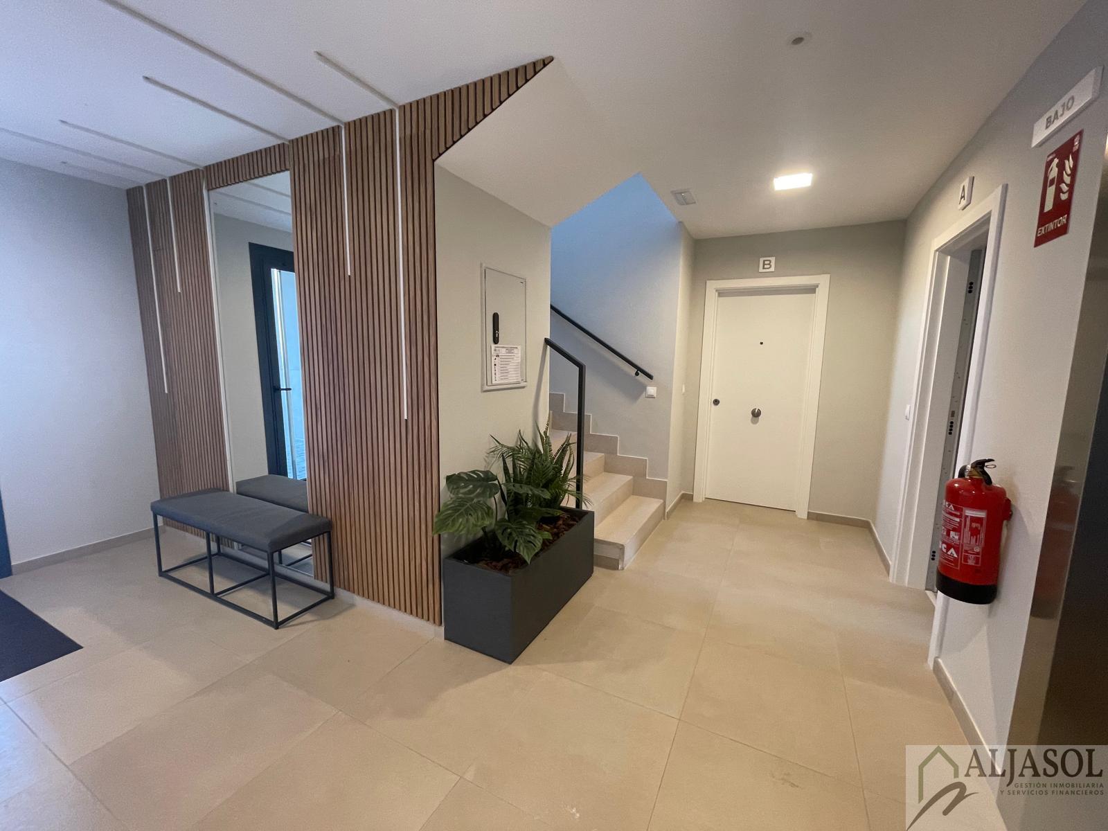 For sale of flat in San Juan de Aznalfarache