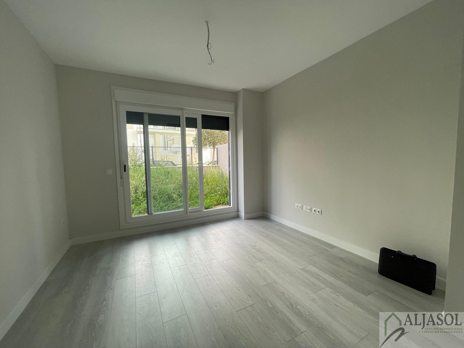 For sale of flat in San Juan de Aznalfarache