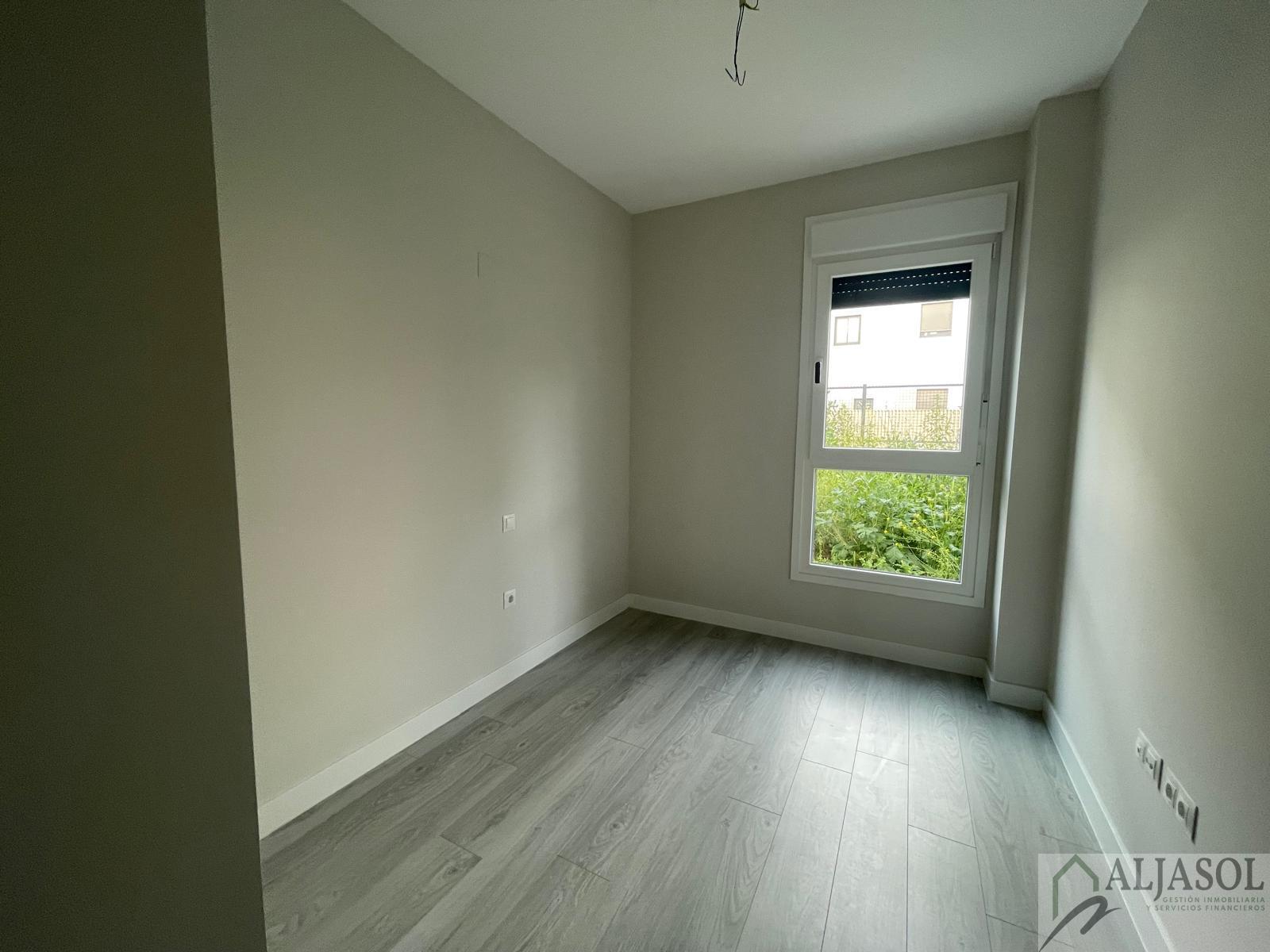 For sale of flat in San Juan de Aznalfarache