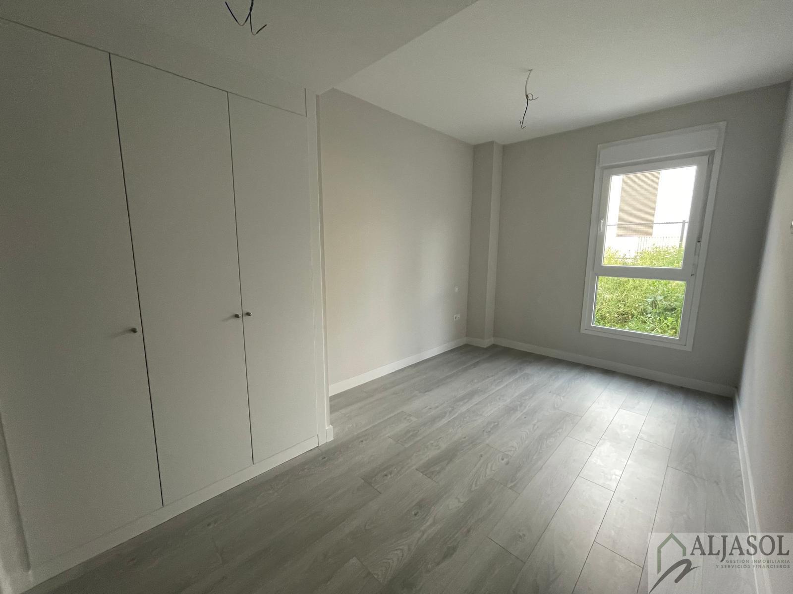 For sale of flat in San Juan de Aznalfarache