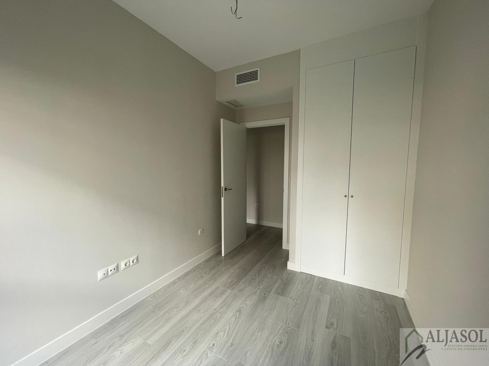 For sale of flat in San Juan de Aznalfarache