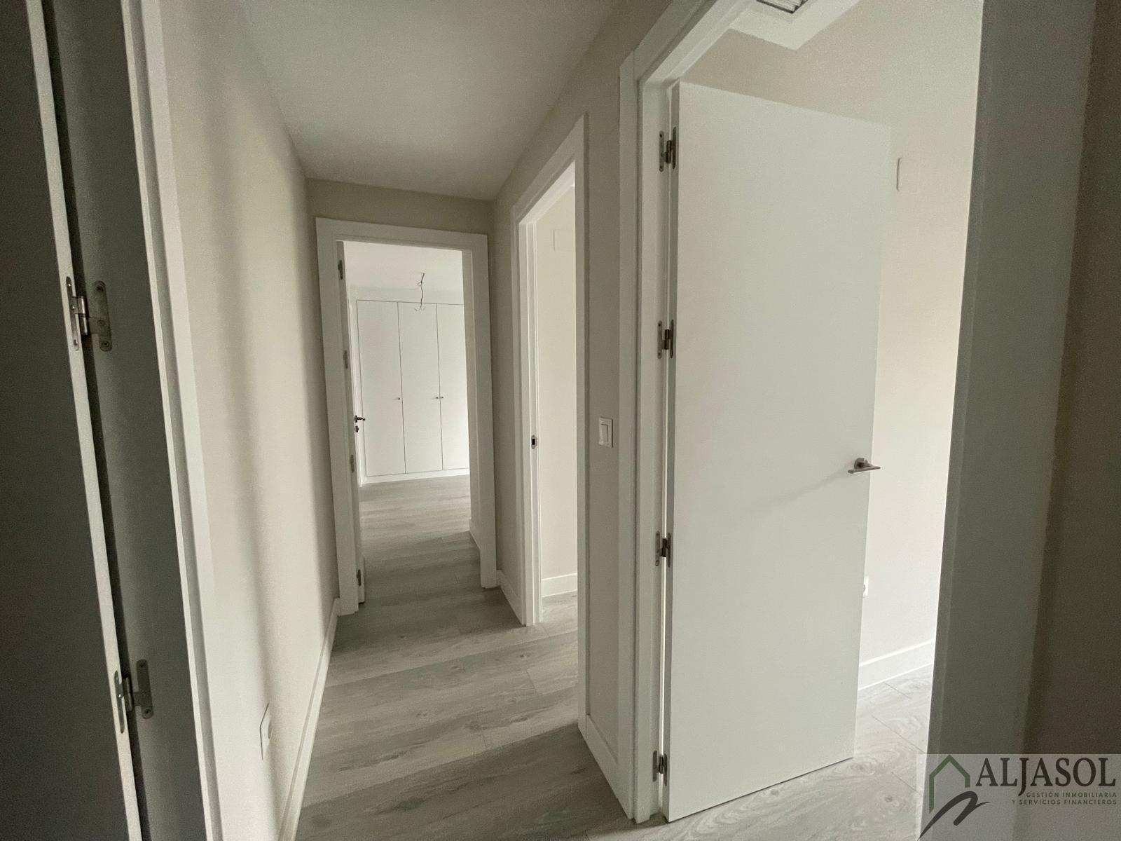 For sale of flat in San Juan de Aznalfarache