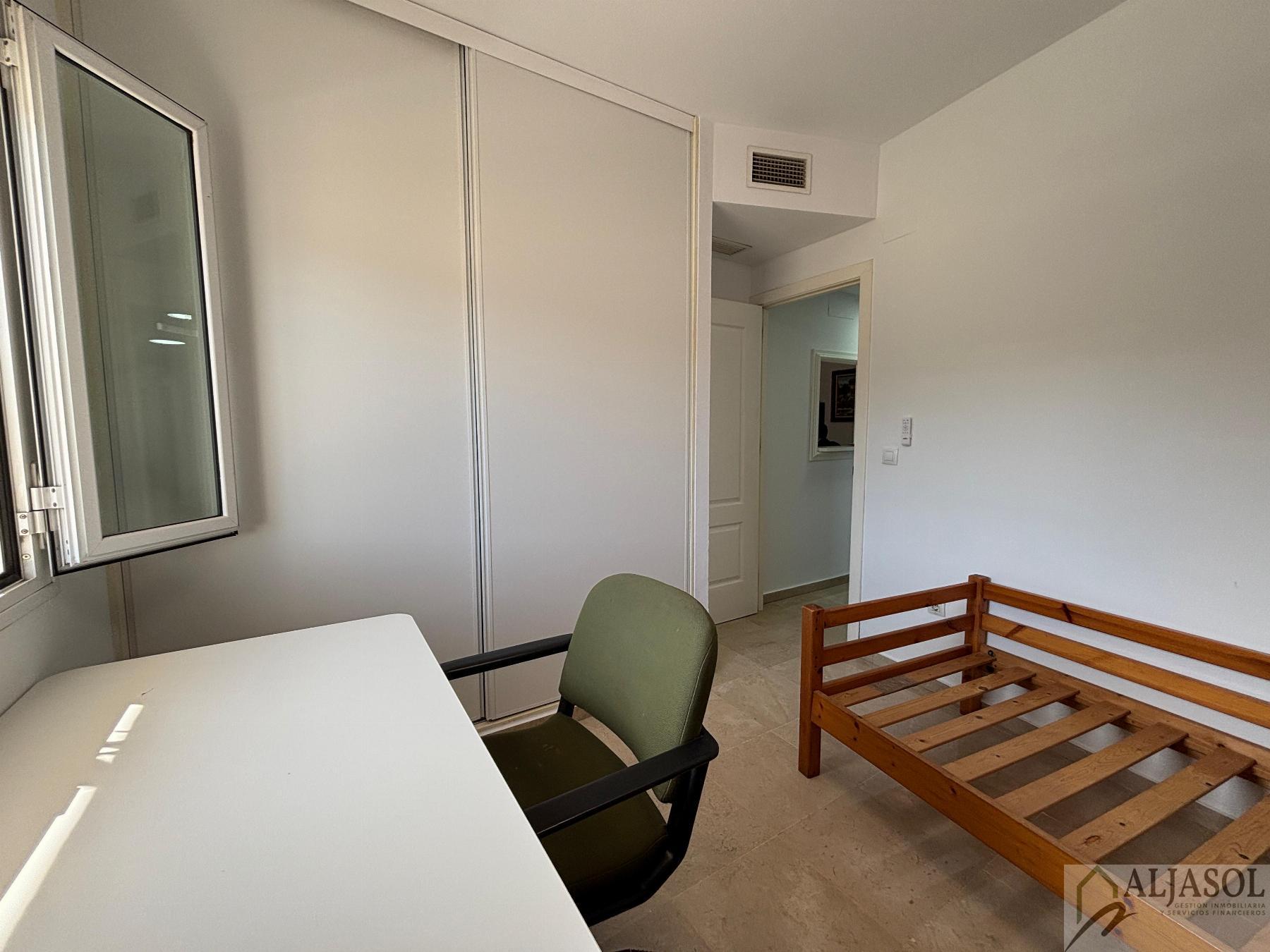 For sale of flat in Gelves